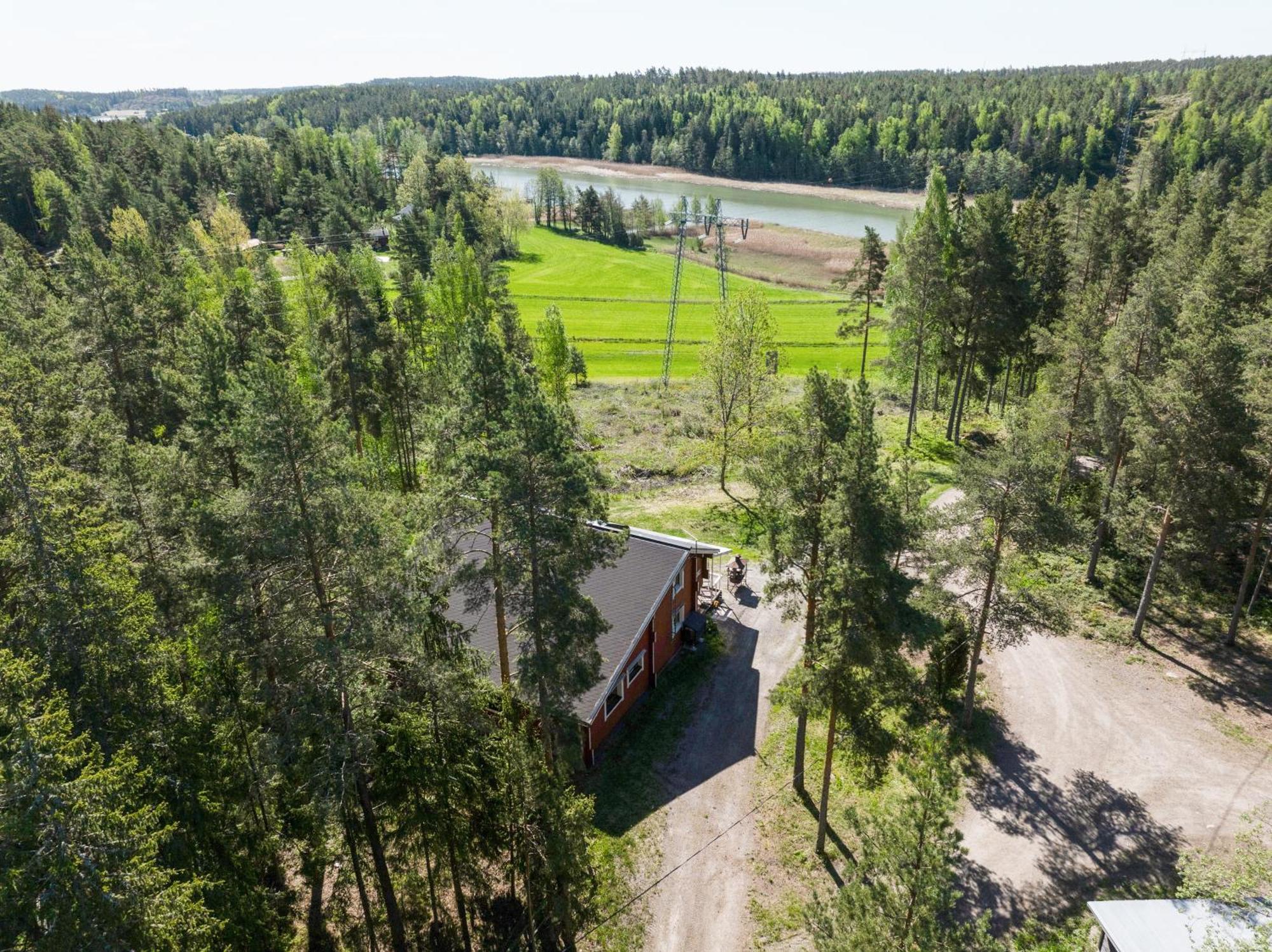 Villa Lomahyppaeys Naantali Exterior foto