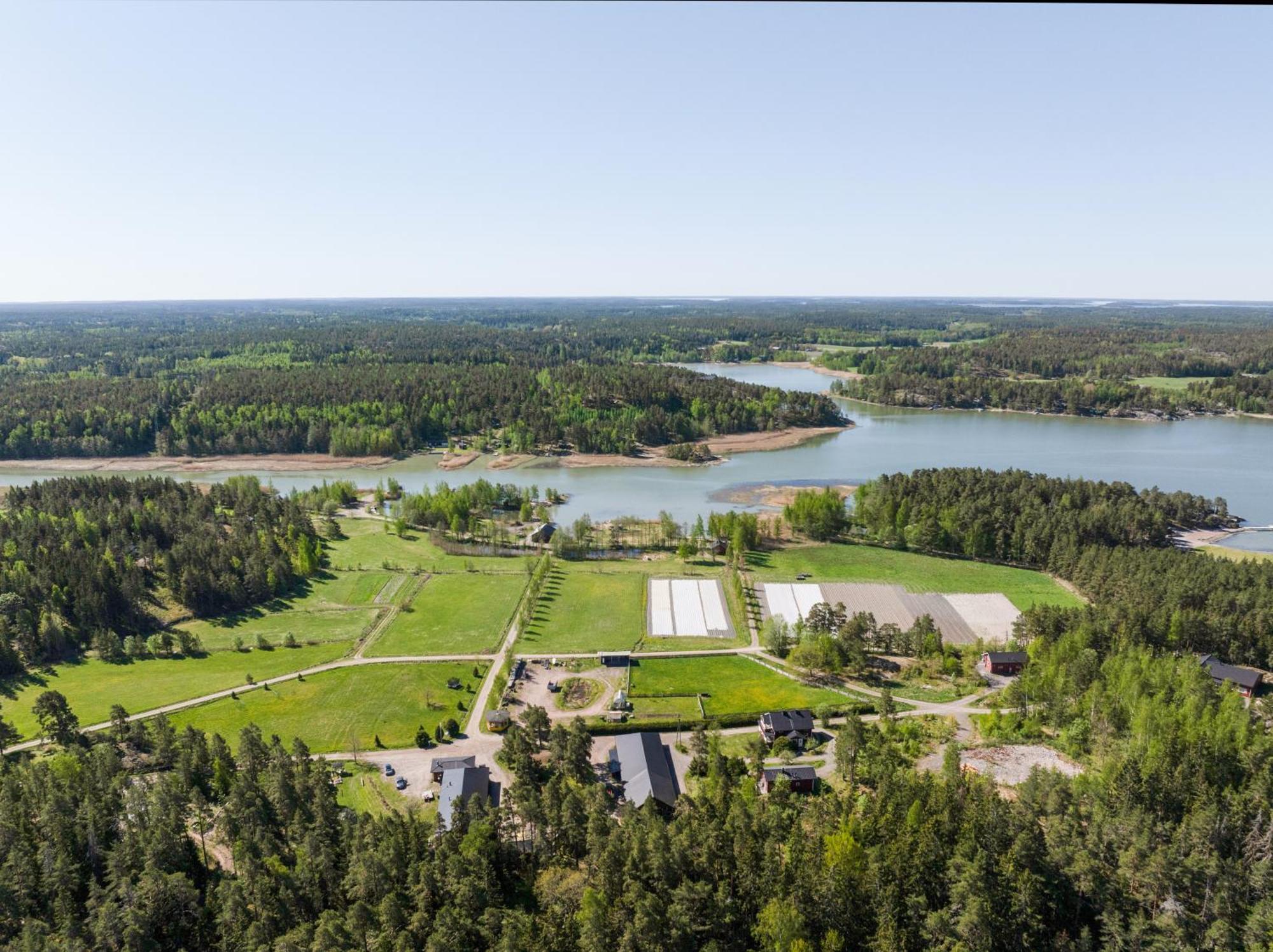 Villa Lomahyppaeys Naantali Exterior foto